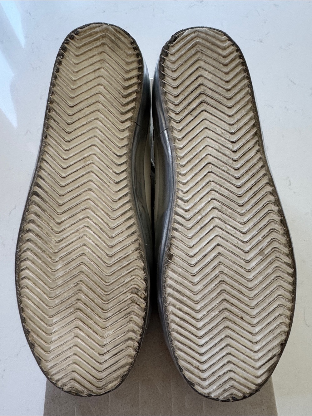 Golden Goose Superstar White Sneakers with Silver Star Sparkle NEW ✨ Sz: 8 38 EU - Picture 4 of 8